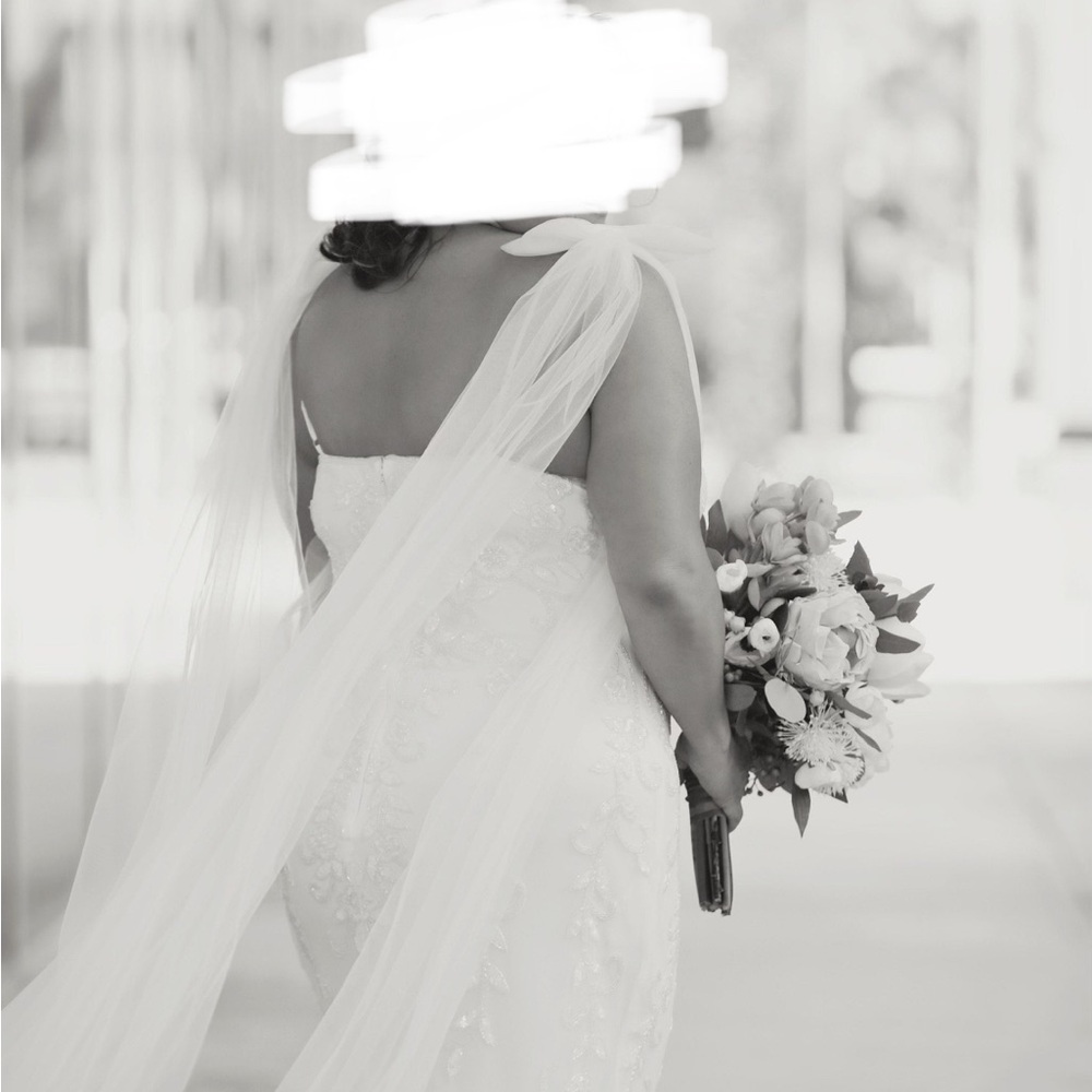 Detachable Shoulder Tulle Bow (pair)